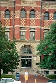 [photo, Allegany County Courthouse entrance, Cumberland, Maryland]