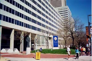 [photo, Garmatz Federal Courthouse, West Lombard St., Baltimore, Maryland]